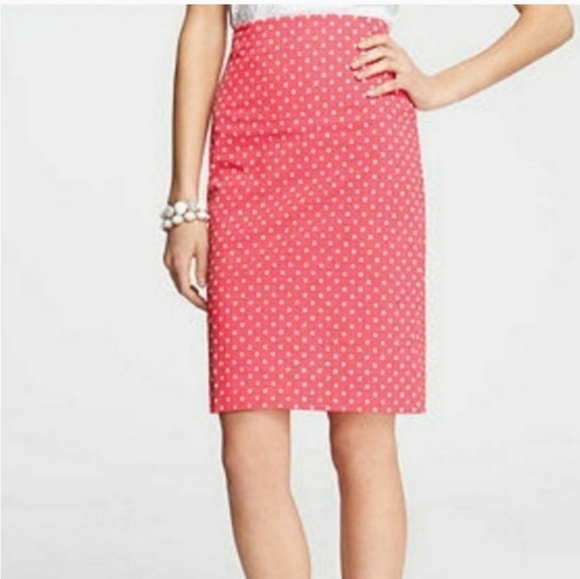 Ann Taylor Polka Dot Pencil Skirt All Season Office Business Casual Barbiecore - Picture 9 of 11